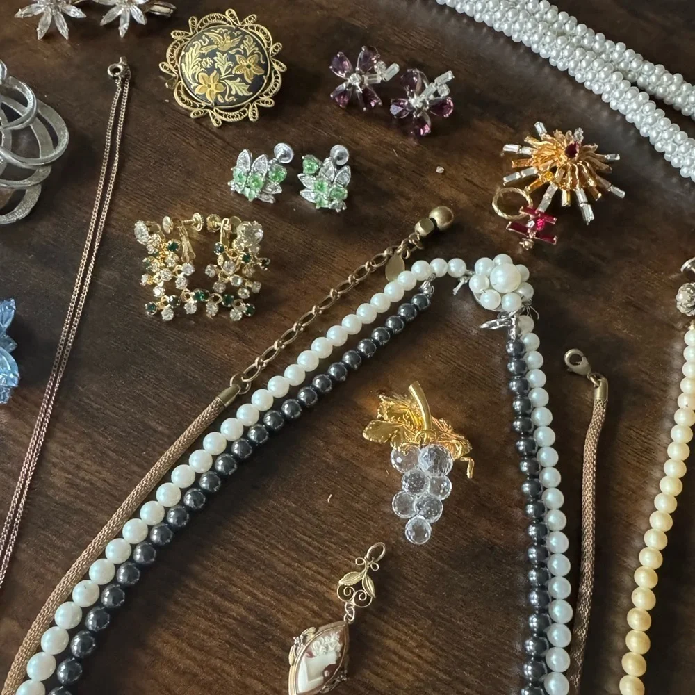 Vintage to Now Rhinestone Jewelry Lot Some Signed Swarovski Hobe Napier Monet - Picture 3 of 15